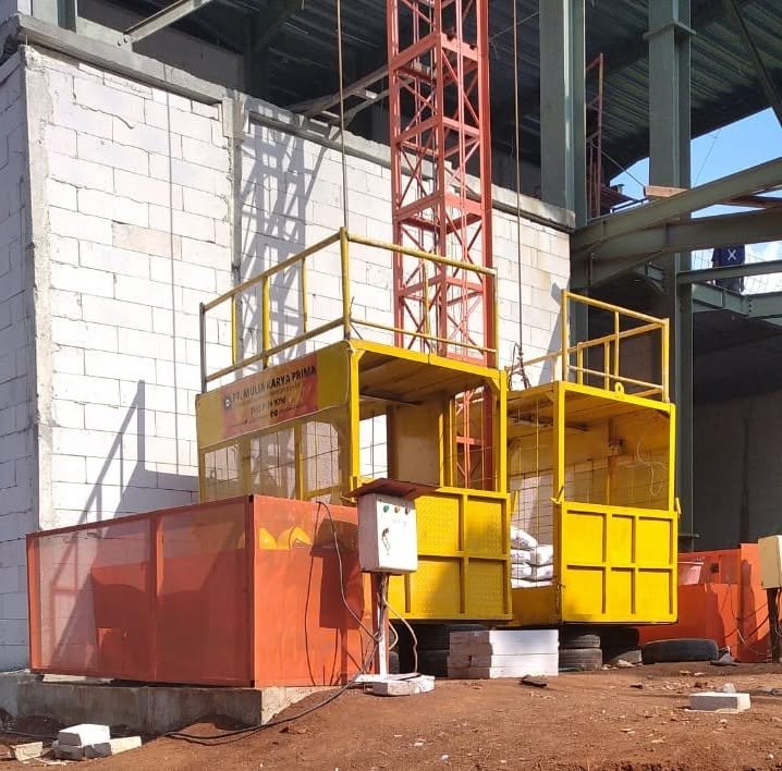 Sewa Lift Barang Surabaya CV. Mulya Perkasa